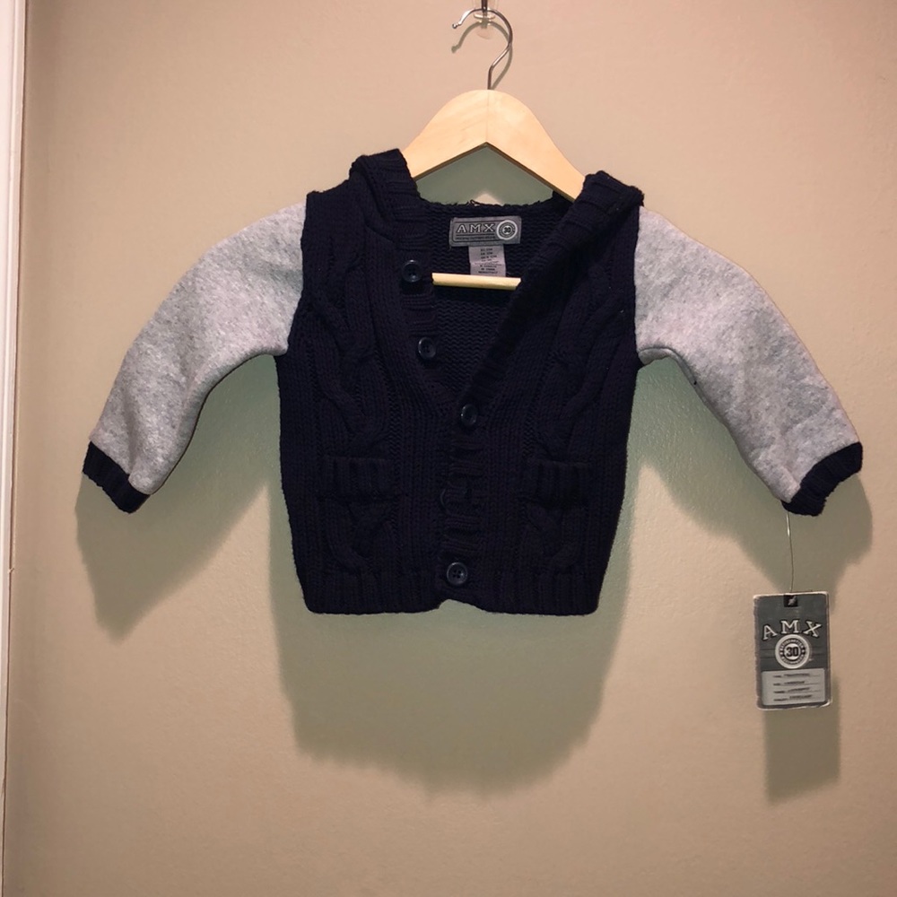 Hooded sweater jacket
